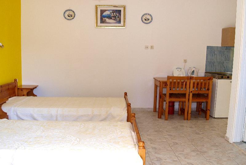 Marianthi Studios Stegna Bagian luar foto